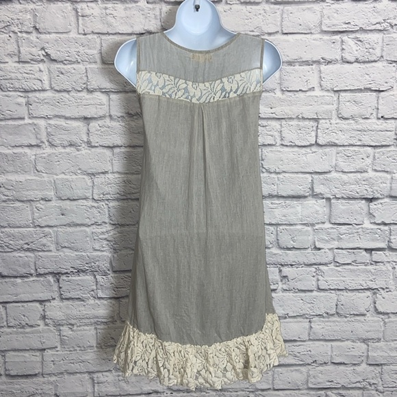 A'Reve Gray and Off White Lace Sleeveless Cottagecore Dress size Small - Picture 9 of 17
